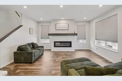 2278 Polar Way, North Saint Paul, MN 55109 - Photo 5