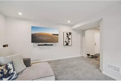 2278 Polar Way, North Saint Paul, MN 55109 - Photo 17