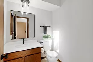 82 Walden St, Burnsville, MN 55337 - Photo 15