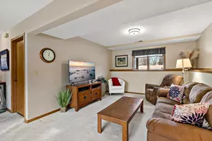 1729 Presidential Ln, Shakopee, MN 55379 - Photo 39