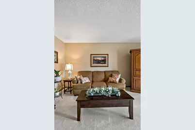 1729 Presidential Lane, Shakopee, MN 55379 - Photo 29