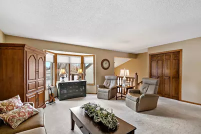 1729 Presidential Lane, Shakopee, MN 55379 - Photo 25