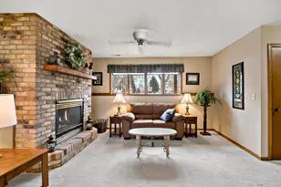 1729 Presidential Ln, Shakopee, MN 55379 - Photo 43