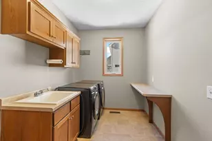 10543 Noble Cir N, Brooklyn Park, MN 55443 - Photo 17