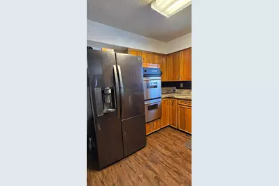 409 S 1st Street, Marshall, MN 56258 - Photo 7