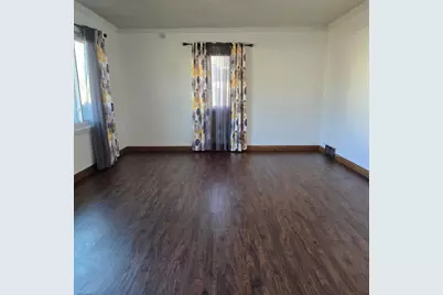 409 S 1st Street, Marshall, MN 56258 - Photo 3