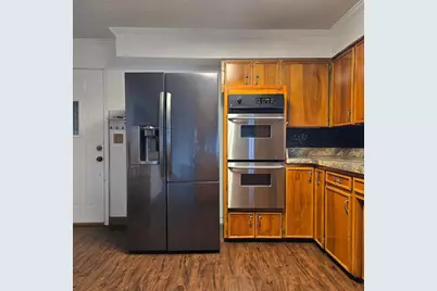 409 S 1st Street, Marshall, MN 56258 - Photo 9