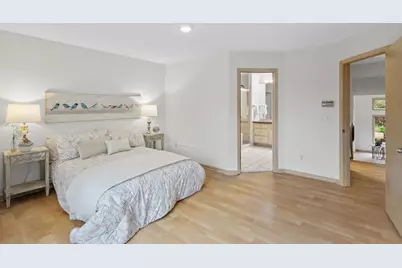 2260 Sherwood Court, Minnetonka, MN 55305 - Photo 11