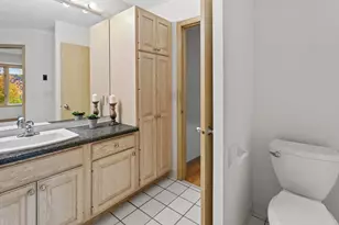 2260 Sherwood Ct, Minnetonka, MN 55305 - Photo 9