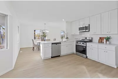 14085 85th Place N, Maple Grove, MN 55369 - Photo 11