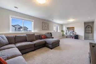 729 Tall Grass Lane, Wanamingo, MN 55983 - Photo 13