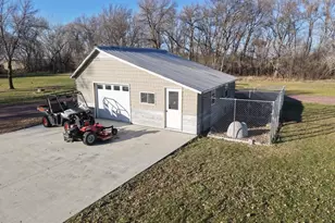 11584 County Hwy 7, Revere, MN 56166 - Photo 11