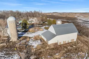 87225 600th Ave, Alpha, MN 56111 - Photo 9