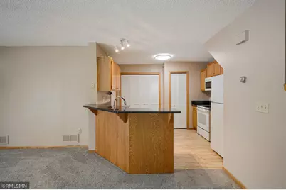 4075 Wilshire Circle, Shoreview, MN 55126 - Photo 7