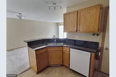 4075 Wilshire Circle, Shoreview, MN 55126 - Photo 11