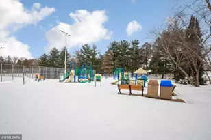 4075 Wilshire Cir, Shoreview, MN 55126 - Photo 23