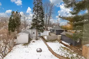 1406 Furness Pkwy, Saint Paul, MN 55119 - Photo 31