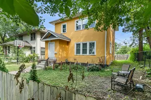 1942 Oliver Ave N, Minneapolis, MN 55411 - Photo 3