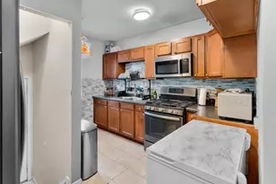 1942 Oliver Ave N, Minneapolis, MN 55411 - Photo 15