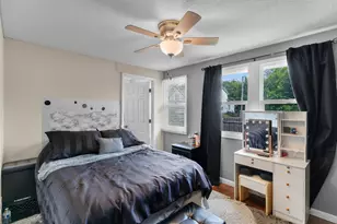 1942 Oliver Ave N, Minneapolis, MN 55411 - Photo 17