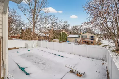 6616 Hillsboro Avenue N, Brooklyn Park, MN 55428 - Photo 5