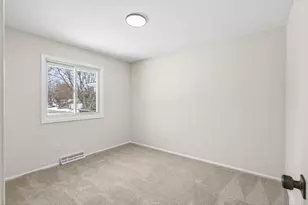 6616 Hillsboro Ave N, Brooklyn Park, MN 55428 - Photo 9