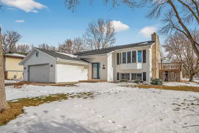 6616 Hillsboro Avenue N, Brooklyn Park, MN 55428 - Photo 1