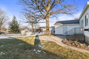 130 2nd St SE, Plainview, MN 55964 - Photo 9