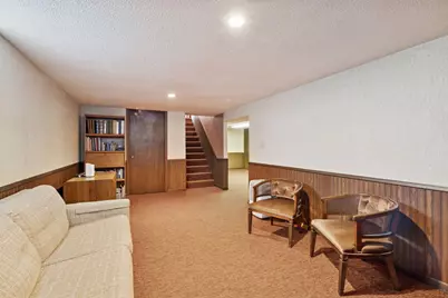 5832 Rhode Island Avenue N, Crystal, MN 55428 - Photo 21