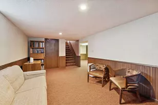 5832 Rhode Island Ave N, Crystal, MN 55428 - Photo 21