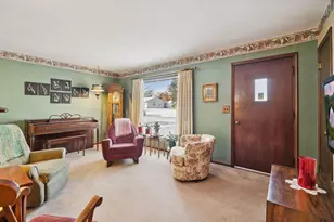 5832 Rhode Island Ave N, Crystal, MN 55428 - Photo 3