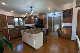 212 Eastwood Dr, Redwood Falls, MN 56283 - Photo 3