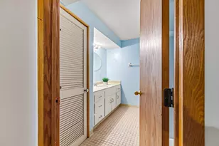 5222 Irving Ave N, Minneapolis, MN 55430 - Photo 31