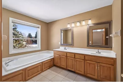 15920 48th Avenue N, Plymouth, MN 55446 - Photo 23