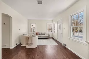 3259 Drew Ave N, Robbinsdale, MN 55422 - Photo 3