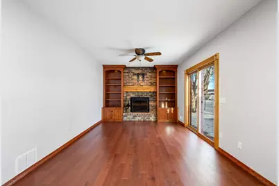 10470 Lancaster Lane N, Maple Grove, MN 55369 - Photo 11