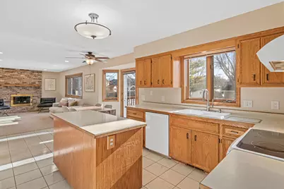 13925 Duluth Court, Apple Valley, MN 55124 - Photo 7