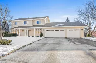 13925 Duluth Ct, Apple Valley, MN 55124 - Photo 1