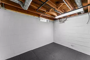 11832 Crawford Rd W, Minnetonka, MN 55343 - Photo 33