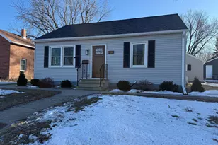 505 W Van Dusen St, Springfield, MN 56087 - Photo 1