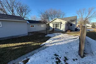 505 W Van Dusen St, Springfield, MN 56087 - Photo 35