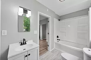 1235 Minnehaha Ave E, Saint Paul, MN 55106 - Photo 11