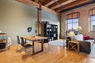 289 5th St E, Saint Paul, MN 55101 - Photo 9