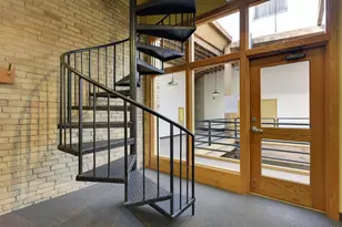 289 5th St E, Saint Paul, MN 55101 - Photo 29