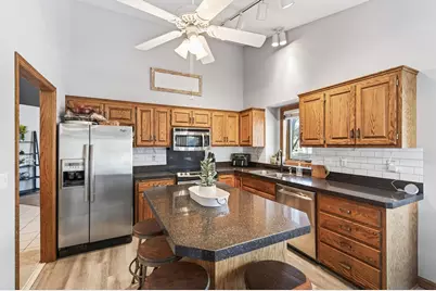 4149 Sunflower Circle, Vadnais Heights, MN 55127 - Photo 7