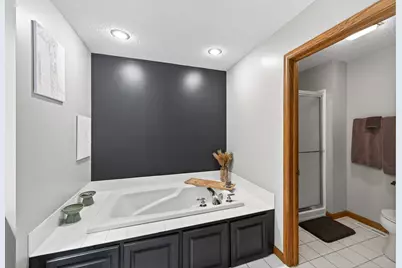 4149 Sunflower Circle, Vadnais Heights, MN 55127 - Photo 13