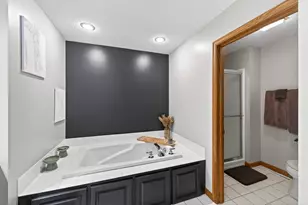 4149 Sunflower Cir, Vadnais Heights, MN 55127 - Photo 13