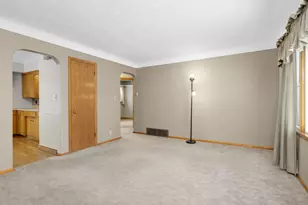 821 9th Ave S, South Saint Paul, MN 55075 - Photo 7