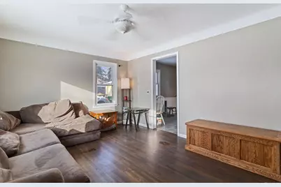 6812 50th Avenue N, Crystal, MN 55428 - Photo 9