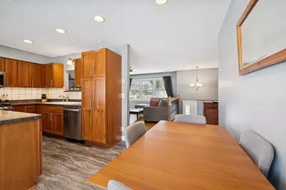 8330 Beard Road, Bloomington, MN 55431 - Photo 9